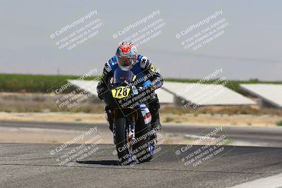 media/Aug-03-2025-TrackDaz (Sun) [[bf4a71acf9]]/B Group/1220pm (Wheelie Bump)/